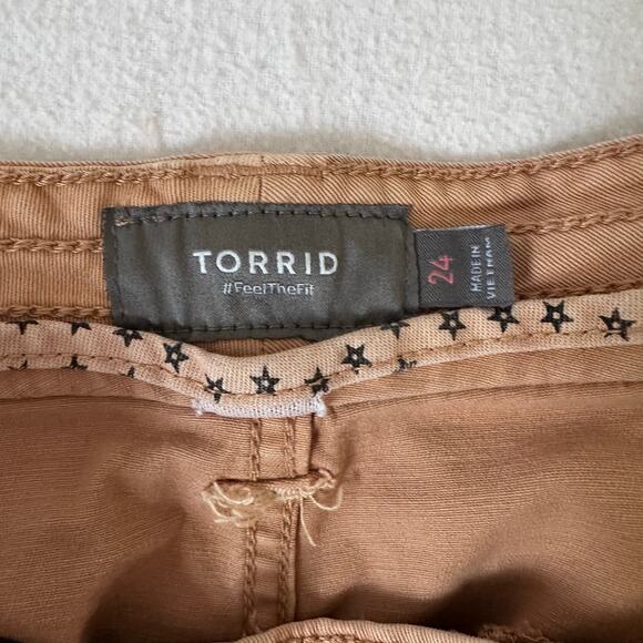 Torrid Shorts Expose Button Fly Cuffed Hem Tan Causal Comfy Summer Womans - Picture 3 of 5